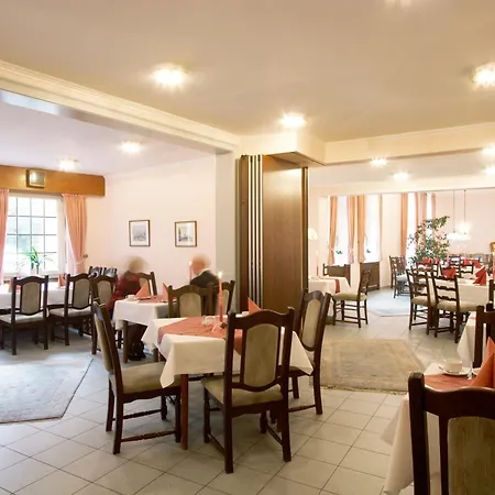 Goldener Stern Ашеберг